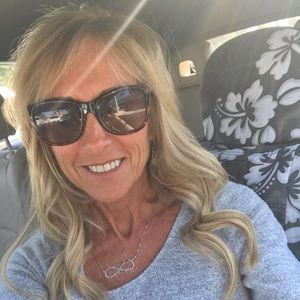 Meet your Posher, Heidi